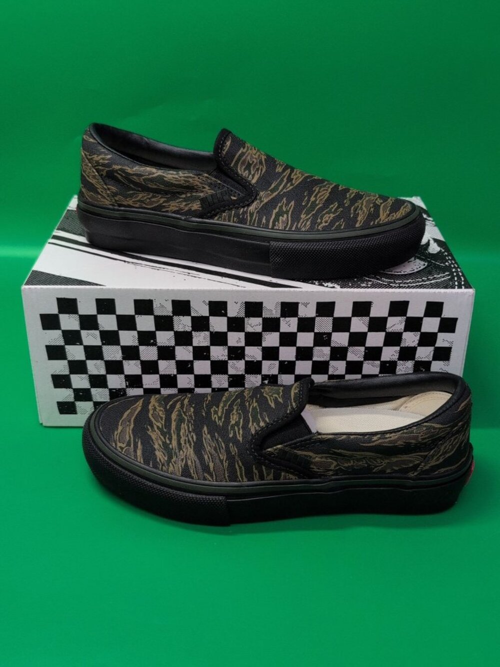 Vans Skate Slip On Mens Shoes US 6 Tiger Camo Green Black